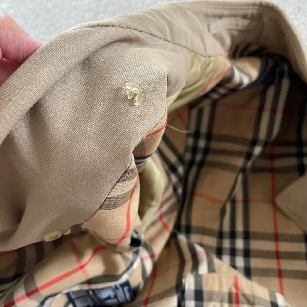 Burberry Vintage Women's Tan Cotton Long Trench Coat w/ Belt (10 L) - Picture 15 of 15
